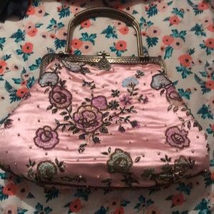 Antique Beaded Flower Purse 👛